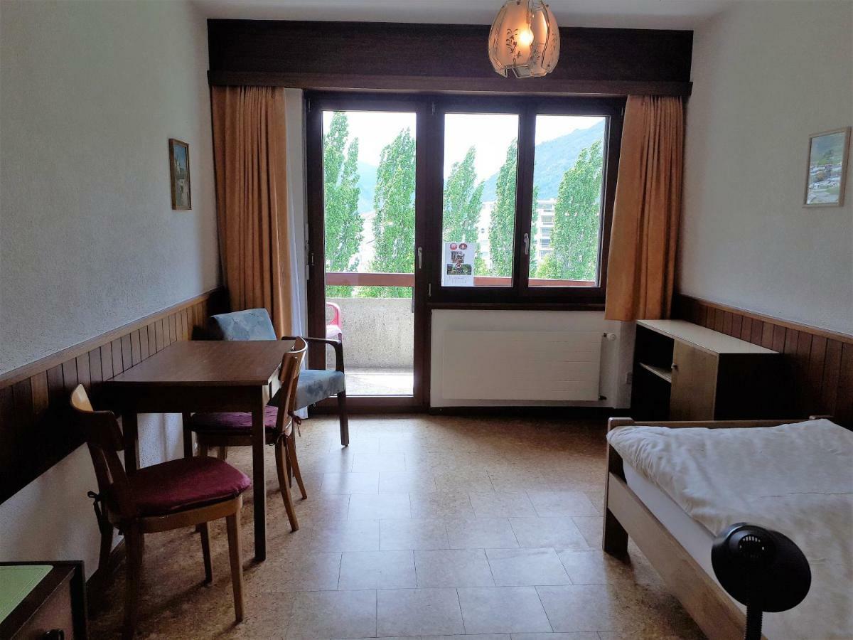 Gaestehaus St. Ursula Бриг Экстерьер фото