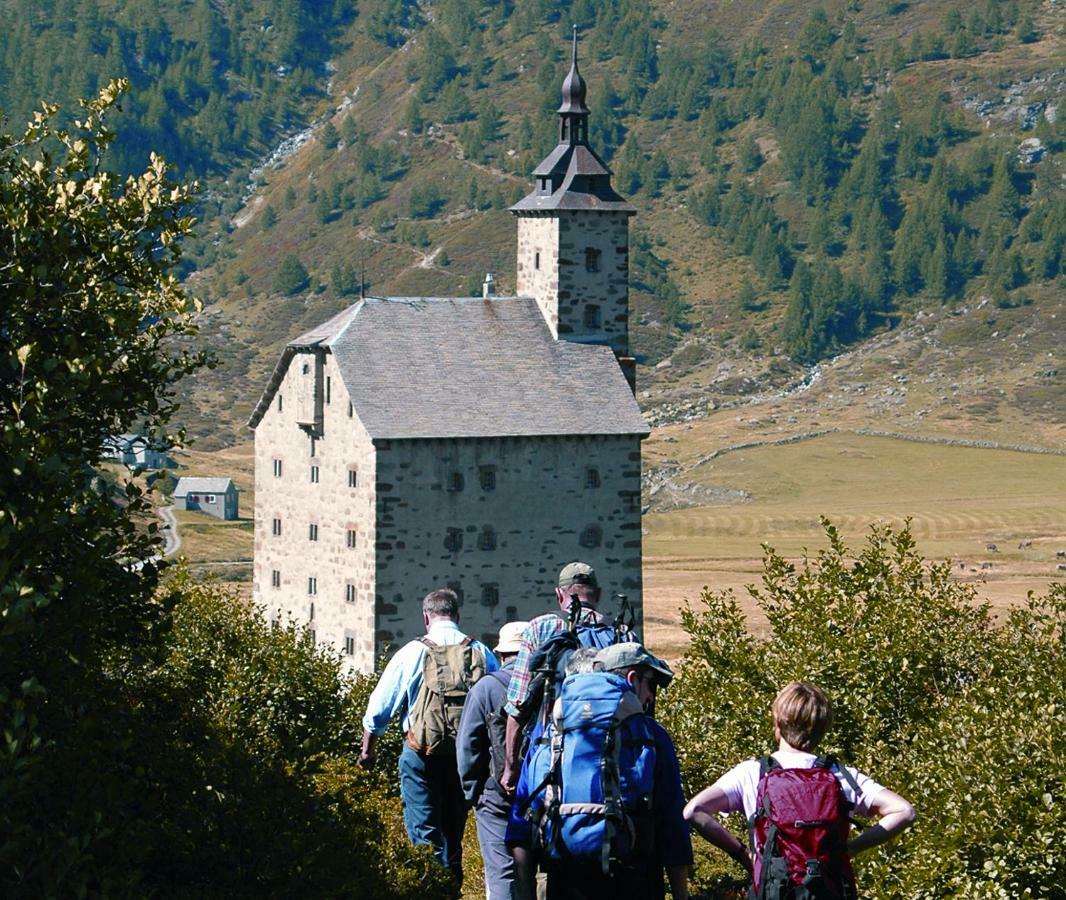 Gaestehaus St. Ursula Бриг Экстерьер фото