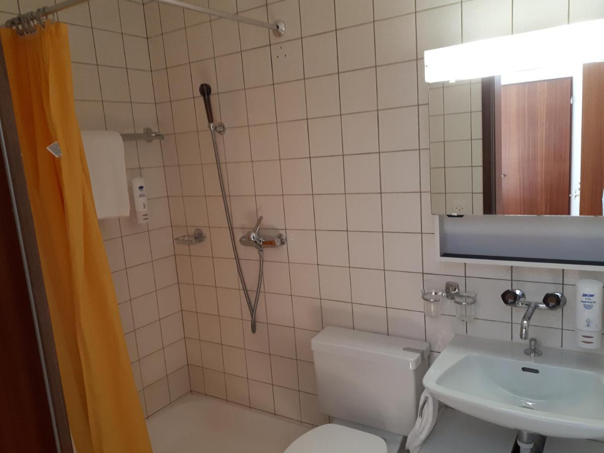 Gaestehaus St. Ursula Бриг Экстерьер фото